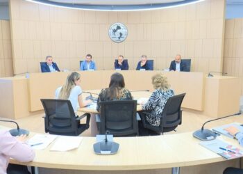KAS pranon kërkesën e socialistëve: Nuk do të ketë veçim të votave të Greqisë