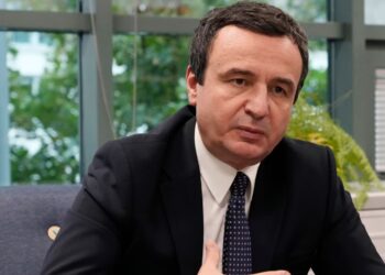 Albin Kurti reagon për ndalimin e ish-deputetit të VV në kufi: Serbia tregon se nuk do marrëdhënie fqinjësore