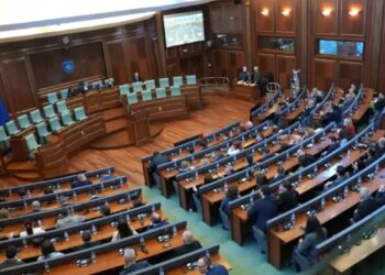 Dështon për herë të 17 konstituimi i Kuvendit të Kosovës, ja kur mbahet seanca e radhës