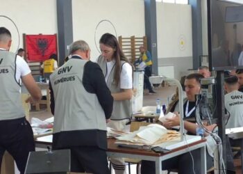 Mbyllet votimi edhe në Finiq, PS merr më shumë vota