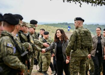 Defender Europe 2025/ Vjosa Osmani takon Forcat e Sigurisë së Kosovës: Jemi krah për krah me SHBA dhe aleatët e NATO-s