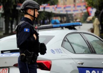 Serbia lëshon fletë-arrest për policin e Kosovës në lidhje me incidentin në Mitrovicën e Veriut
