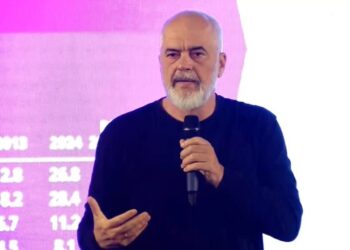 Rama bën rezymenë ekonomike në Shkodër: Në 2013 ishim në fije të perit
