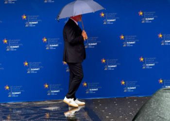 FOTOLAJM/ Rama pret udhëheqësit e Europës me atletet me numrin 5 të fitores