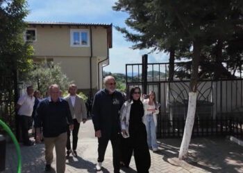 “Reuters”: Ndodhi ajo që pritej, PS kryeson në zgjedhje; Qytetarët: Vendi ka ecur përpara!
