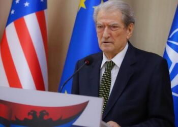 Berisha nuk njeh as votën e diasporës: Ambasadat e narkodiktatorit do të rrethohen nga populli, iu shkelmua vota