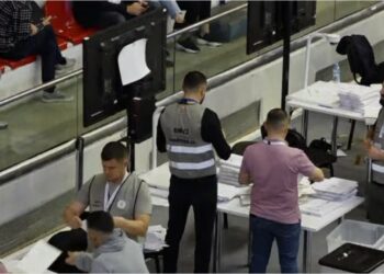 Vota e diasporës, “betejë” mes PD e Mundësisë për Tiranën