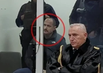 Vrasja e Pjerin Xhuvanit/ Shtyhet seanca për Arbër Paplekajn, shkak mungesa e prokurores