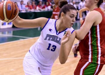 Shqiptarja Lorela Cubaj ndihmon Italinë të ngjitet në podiumin e Europianit të basketbollit
