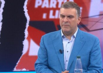 Blushi: Në zgjedhjet lokale do garojmë me siglën tonë, në Kavajë na u vodhën votat e kandidatëve