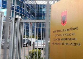 U soll nga Zimbabve në pranga, GJKKO lë në burg Loran Dushën