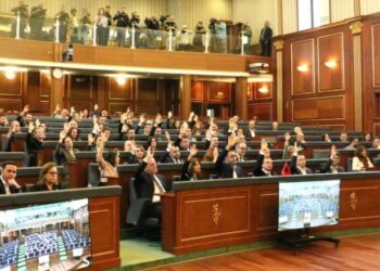 Ngërçi politik në Kosovë, mbahet sot seanca e 28-të për konstituimin e Kuvendit