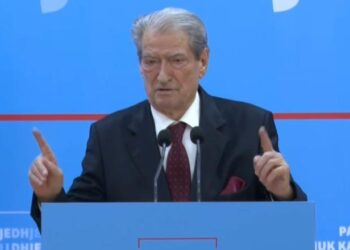 Nxiu Shqipërinë, Berisha: Raporti i PE pengon integrimin e vendit në BE! Magjistratët marrin nga 7 mijë euro dhe flenë mbi dosjet e krimit