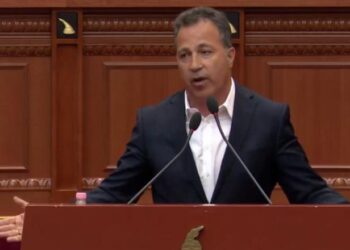 “Nuk vini në Komisione”, Peleshi i kthehet opozitës: Me ju ose pa ju, do ta mbyllim me sukses Kuvendin