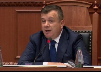 “Avokati i Popullit”, Balla replikon me PD: Ju jeni keq me matematikën! Mos harroni që kërkohen 84 vota…