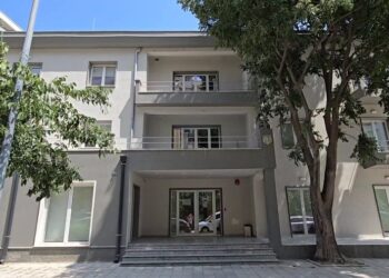U emërua vetëm 3 muaj më parë, largohet drejtori i Kadastrës së Vlorës