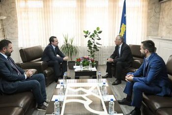 Zhvillim i papritur në Kosovë, Kurti takohet me Bedri Hamzën