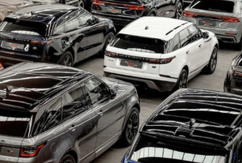 400 makina luksi në 2 vjet dhe 33 milionë euro të padeklaruara, eksperti: Ku i gjejnë paratë? Shteti të ndërhyjë