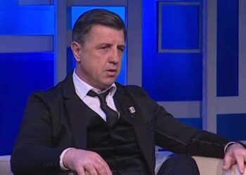 “FSHF është zaptuar nga amatorët, cikli i Dukës ka mbaruar”, Rudi Vata flet për Kombëtaren: Sylvinho s’është më i njëjti, ‘u thith’ nga gropa