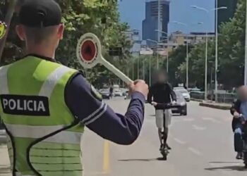 35% e aksidenteve nga monopatinat, gjobë deri në 1 mijë lekë drejtuesve pa kaskë mbrojtëse