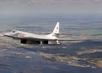 Frikë pas sulmit ukrainas, Rusia zhvendos “Mjellmën e Bardhë” 500 km nga kufiri me Amerikën