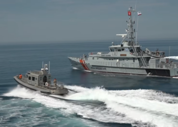Marinsat amerikanë dhe Flota Detare e Shqipërisë stërviten në Durrës, Rama publikon pamjet: Një nga më të mëdhatë