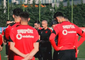 Nuk ka pushim! Kuqezinjtë rikthehen në fushë, Gjimshiti mungon për Letoninë