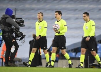 Letoni-Shqipëri, drejtësia do të vendoset nga arbitri që u rrah në fushë