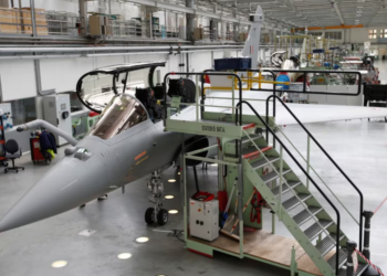Do i blejë nga Franca, Serbia merr gati 2 miliardë euro hua për të paguar avionët Rafale