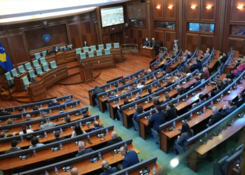 Vijon “telenovela” në Kosovë, deputetët s’e konstituojnë Kuvendin as pas 33 tentativave