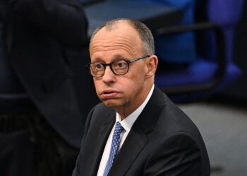 Merz telefonon Netanyahun, i kërkon “të ulë dorën” me sulmet ndaj Iranit