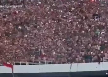 VIDEO| Tragjedi në futboll, shembet tribuna, ka viktima dhe dhjetëra të plagosur