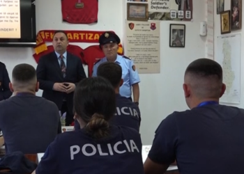 Hoxha thirrje të rinjve që t’i bashkohen Akademisë së Sigurisë: Janë caktuar 150 kuota të reja për pranim