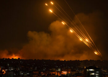 Sulmi i Iranit mbi Izrael, reagon Ministria e Jashtme: Nuk ka shqiptarë të lënduar