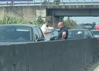 VIDEO / Dy aksidente shkaktojnë kaos në Tiranë-Durrës, 8 automjete të përfshira