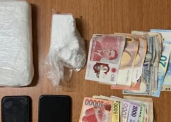 Dy shqiptarët kapen me 1,2 kg kokainë në makinë, nën dyshek dhe bodrum u gjenden 20 mijë euro cash
