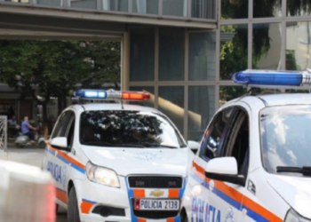 Plagosje me armë zjarri në Tiranë, 15-vjeçari përfundon në spital pas sherrit në një piceri