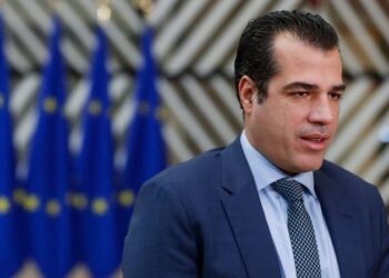 “Le të vdesin”/ Emërimi i ministrit të ri nga Mistotakis shkakton polemika në Greqi