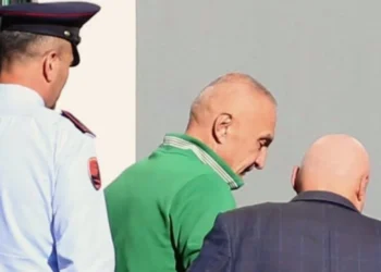 “Nuk kisha dijeni për kartat e Kryemadhit dhe përfitimet e paligjshme me Shatkun”! Dëshmia e Metës në GJKKO: Ja pse vendosa divorcin