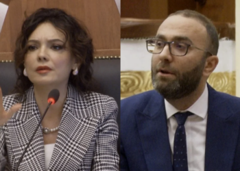Përplasje në Kuvend/ Bardhi: Po sillësh si Ermonela Felaj! Spiropali i kthehet: Nuk jeni në pozitat të na tregoni lartësitë nga gropa ku keni rënë