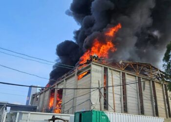 Përshkallëzohen tensionet në Lindjen e Mesme, Irani godet me raketë qendrën e inteligjencës ushtarake izraelite në Tel Aviv