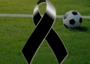 EMRI/ Futbolli spanjoll në zi, ndërron jetë mbrojtësi 23-vjeçar