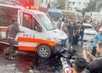 Gaza, i mbijetuari i masakrës së ambulancës flet për herë të parë: Pas sulmit, IDF qëlloi të plagosurit