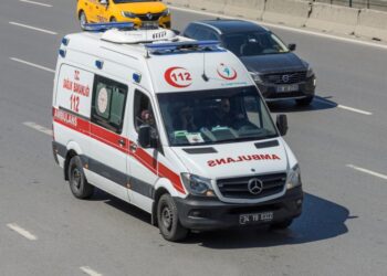 Tërmet i fuqishëm mes Turqisë dhe Greqisë, 14-vjeçarja humb jetën nga paniku