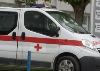 Gjendet pa shenja jete një person në Pejë, ambulanca mbërrin në vendngjarje