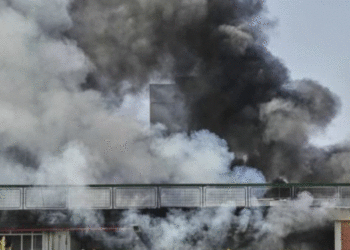 Katari mbyll hapësirën ajrore pas paralajmërimeve nga SHBA dhe Mbretëria e Bashkuar