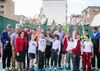 Veliaj: Shkollat e reja në Tiranë, jo vetëm për dije, por edhe qendra komunitare për sport dhe aktivitet