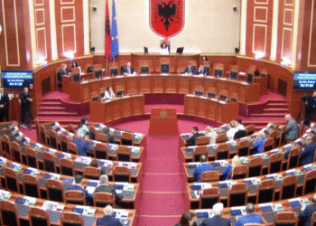 Kuvendi-live/ Nis seanca e dytë pas zgjedhjeve të 11 majit, opozita kërkon ndërprerjen: S’keni kuorum!