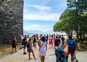 Kalaja e Gjirokastrës e preferuar nga turistët, mbi 70 mijë vizitorë nga janari deri më sot