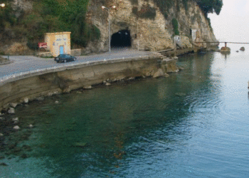 Gjendet pa jetë një shtetase e huaj në Vlorë, nisin hetimet